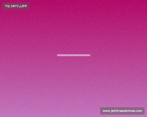 赛车电子竞技比赛视频《极速电驰:虚拟赛道上的巅峰对决》